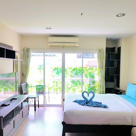 Phuket Villa Patong Beach by PHR Bagian luar foto