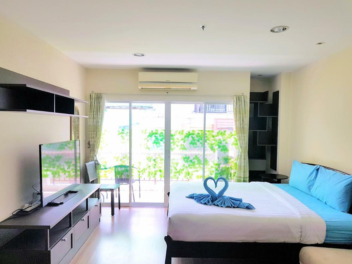 Phuket Villa Patong Beach by PHR Bagian luar foto